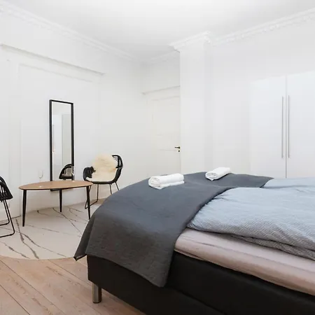 In - Close To Everything 4 People Apartamento