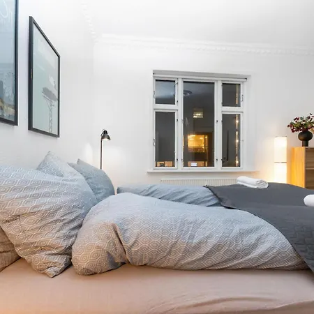 In - Close To Everything 4 People * Århus