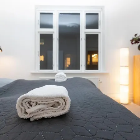 In - Close To Everything 4 People Apartman